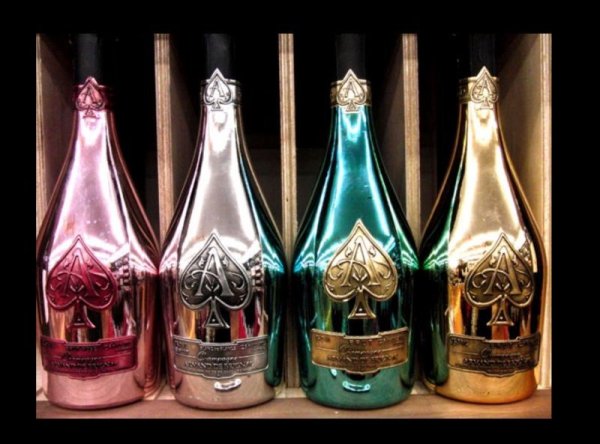 画像4: アルマンドブリニャック  全貼りデコ 750ML (お酒別売り) (4)