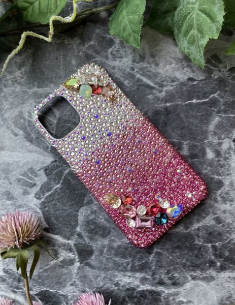 画像2: 時の狭間に舞うアイセリア(グラデーションビジューケース ハードケース) (2)