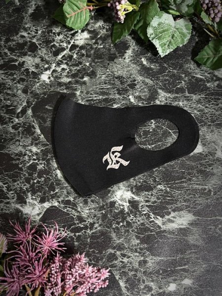 画像5: イニシャルマスク (フォント=ブラックレター) ブラック (5)