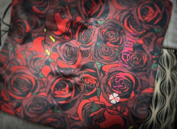 画像3: ASUTOREIA 薔薇柄 ブランド タオル (3)