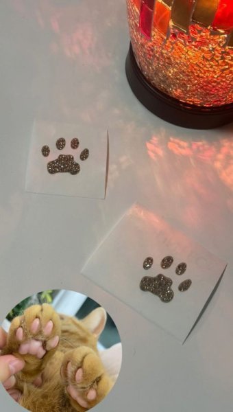 画像4: デコシール 肉球、手形、足型 3cm〜   スワロフスキー®︎・クリスタル使用 (4)