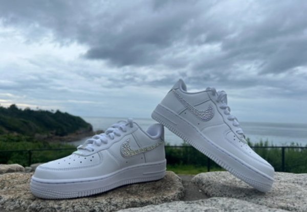 画像13: Nikeエアフォース 1 スワロフスキー®︎クリスタル使用 (13)